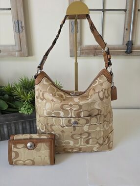 Coach Chelsea Signature Hobo/Wallet Set Beige Tan Jacquard Y2K Braided Strap